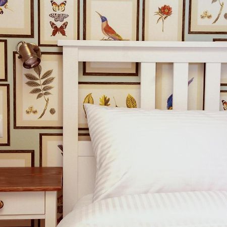 Apple Tree House Villa Lubin  ภายนอก รูปภาพ