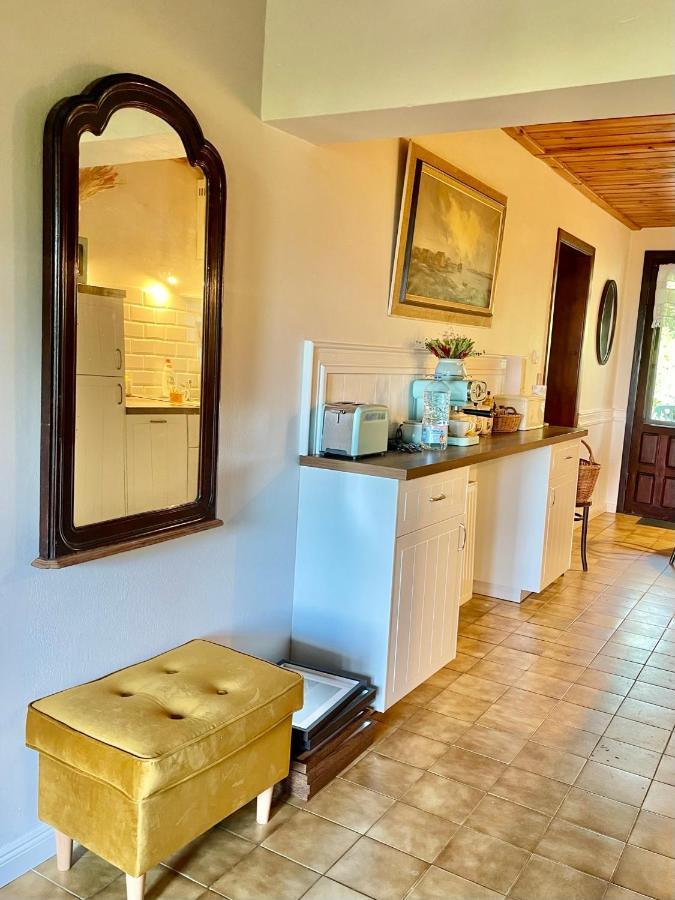 Apple Tree House Villa Lubin  ภายนอก รูปภาพ