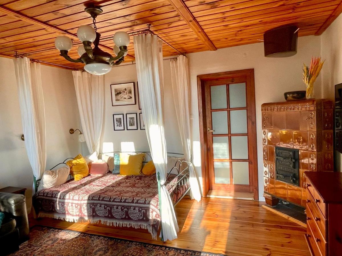 Apple Tree House Villa Lubin  ภายนอก รูปภาพ